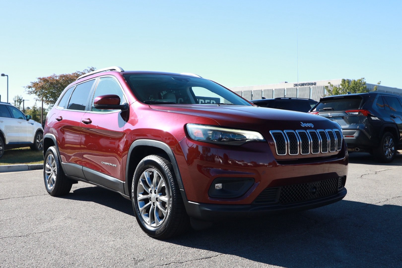 Used 2021 Jeep Cherokee Latitude Lux w/ Sun & Sound Group FWD image 7