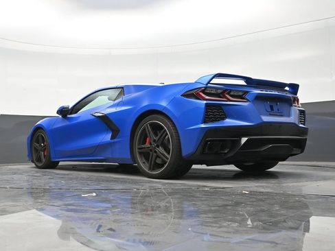 Used 2024 Chevrolet Corvette Stingray Preferred Conv w/ Z51 Performance Package RWD image 21