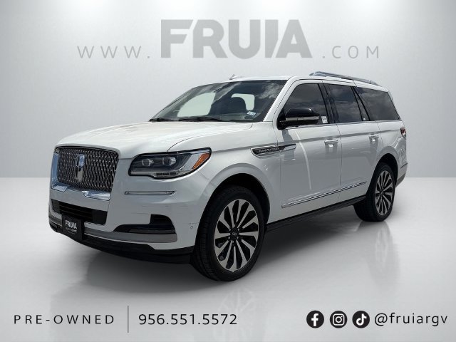 Used 2023 Lincoln Navigator Reserve AWD/4WD image 1