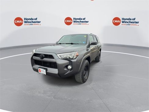 Used 2018 Toyota 4Runner SR5 Premium image 4
