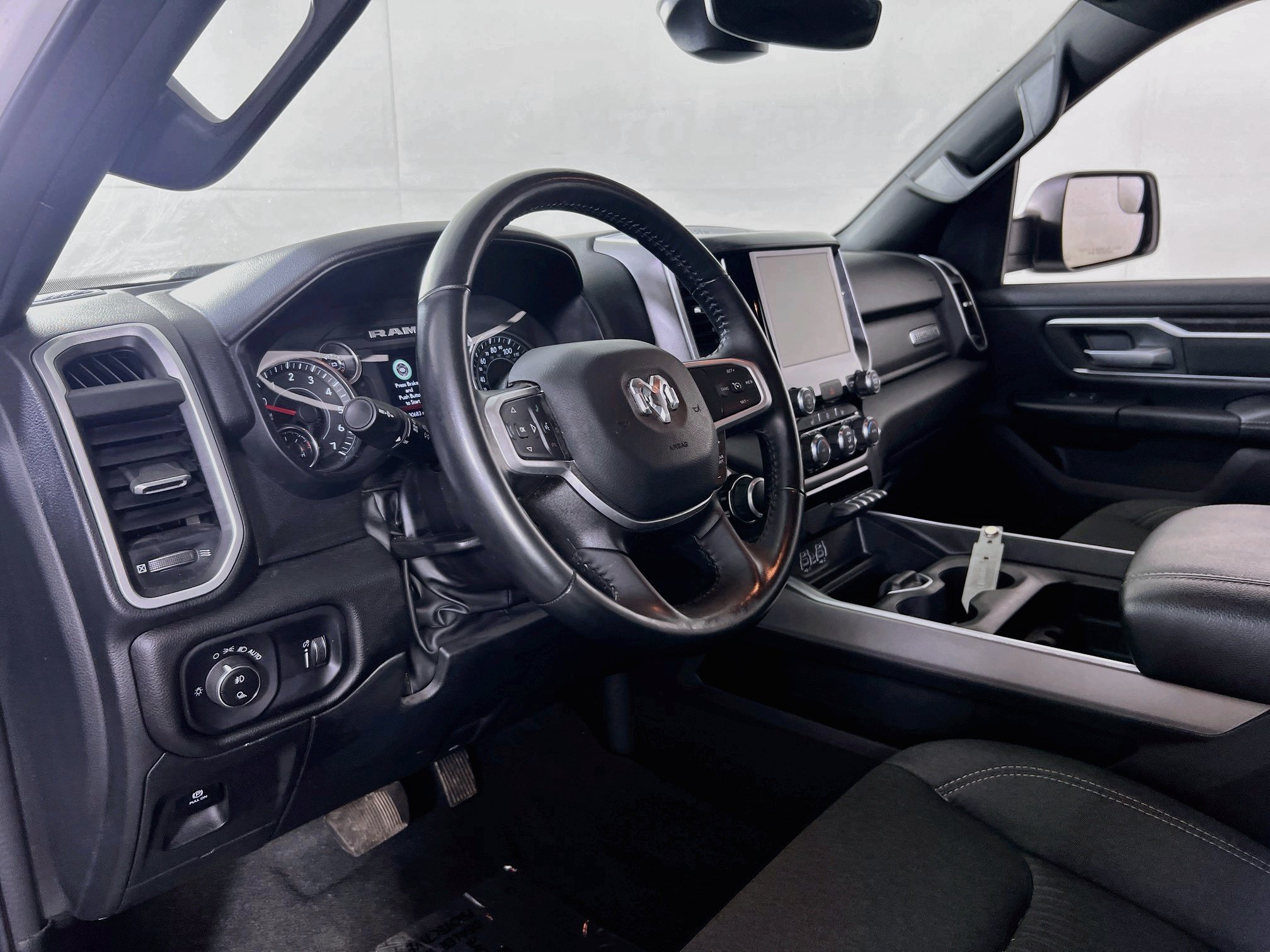 Used 2023 RAM 1500 Big Horn AWD/4WD image 9