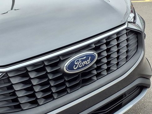 Used 2023 Ford Escape Active w/ Tech Pack #1 image 32