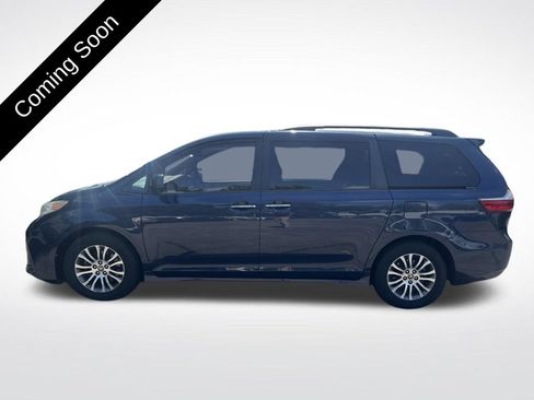 Used 2020 Toyota Sienna XLE FWD image 8