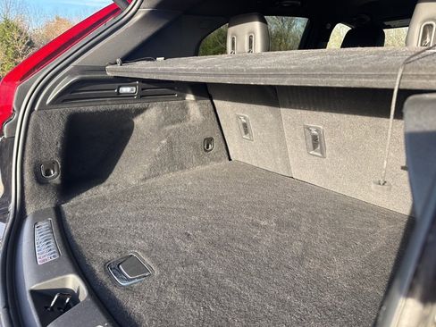 Used 2022 Cadillac XT4 Premium Luxury w/ Enhanced Visibility Package image 44