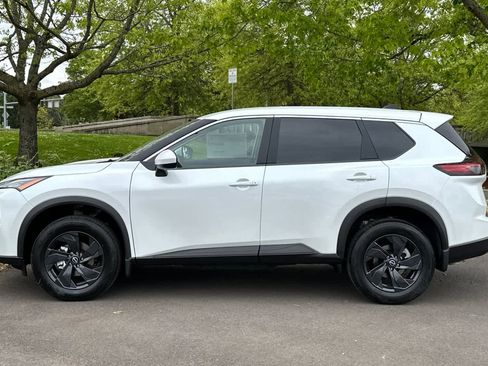 New 2026 Nissan Rogue SV AWD/4WD image 5