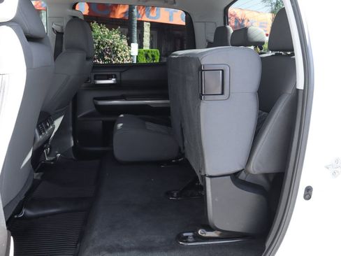 Used 2018 Toyota Tundra SR5 w/ SR5 Upgrade Package image 32