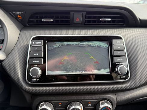 New 2025 Nissan Kicks Play S image 28