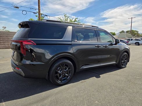 Used 2026 Kia Carnival SX Prestige FWD image 5