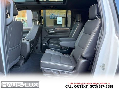 Used 2023 Chevrolet Suburban Premier image 13