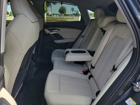 New 2026 Audi Q5 Premium Plus AWD/4WD image 16
