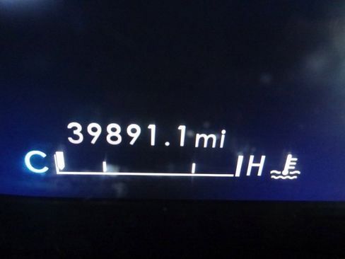 Certified 2021 Lincoln Nautilus Reserve image 26