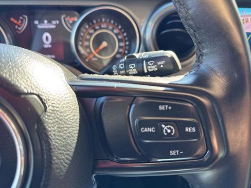 Used 2022 Jeep Wrangler Sport S image 17