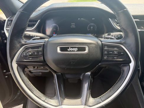 Used 2021 Jeep Grand Cherokee L Laredo AWD/4WD image 10