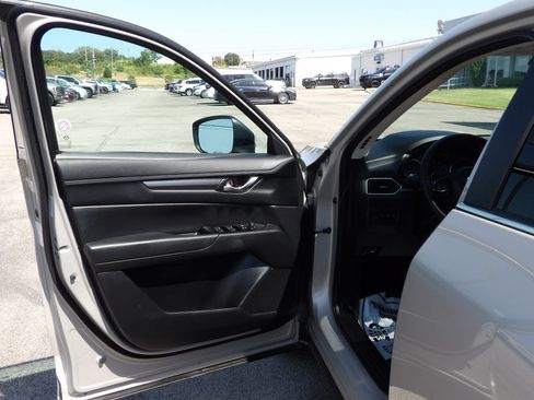 Used 2025 MAZDA CX-5 AWD 2.5 S w/ Preferred Package image 4