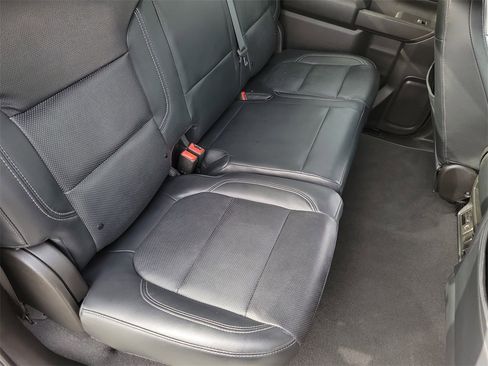 Used 2022 Chevrolet Silverado 1500 LT image 19