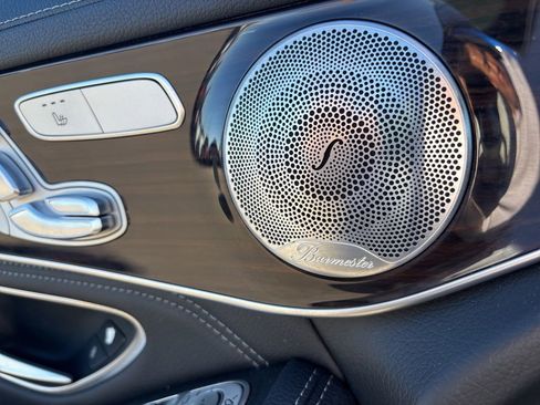 Used 2017 Mercedes-Benz GLC 300 4MATIC image 7