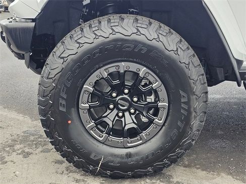 New 2025 Ford Bronco Raptor image 8