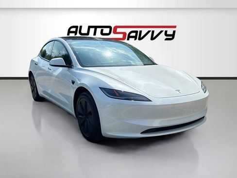 Used 2025 Tesla Model 3 Long Range RWD image 1