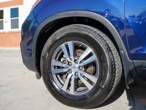 Used 2017 Honda Ridgeline RTS image 7