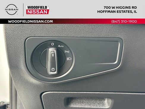 Used 2022 Volkswagen Tiguan SE image 23