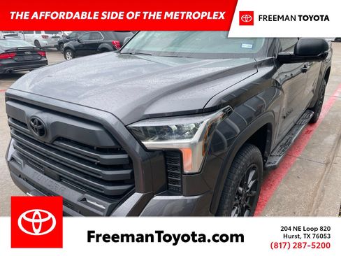 Used 2023 Toyota Tundra SR5 w/ SR5 Convenience Package AWD/4WD image 1