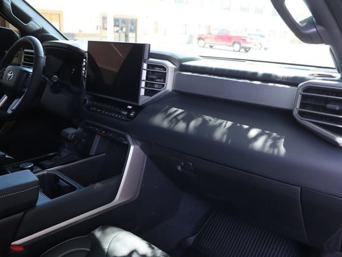 Used 2026 Toyota Tundra Limited w/ TRD Off-Road Package AWD/4WD image 17