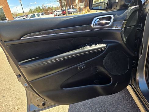 Used 2012 Jeep Grand Cherokee SRT8 w/ Luxury Group II image 14