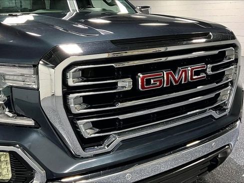 Used 2019 GMC Sierra 1500 SLT w/ SLT Premium Plus Package image 31