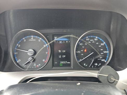 Used 2018 Toyota RAV4 LE w/ All Weather Liner Package AWD/4WD image 8