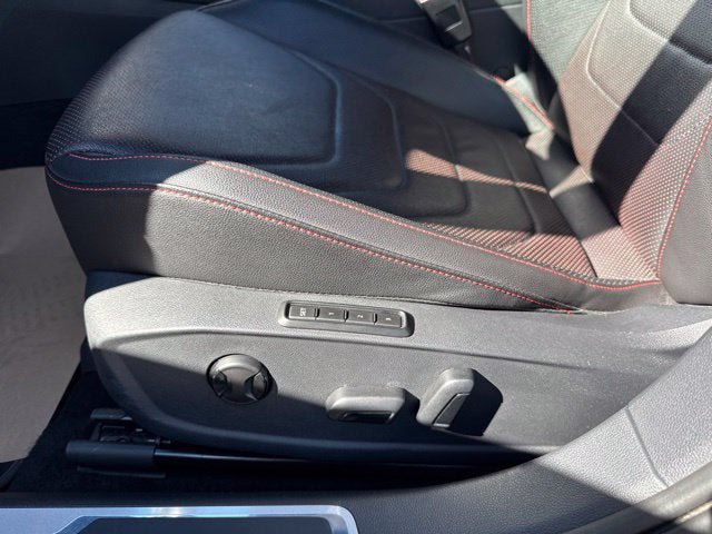 Used 2023 Volkswagen Jetta GLI Autobahn FWD image 11