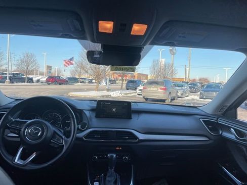 Used 2019 MAZDA CX-9 Touring w/ Touring Premium Package image 18