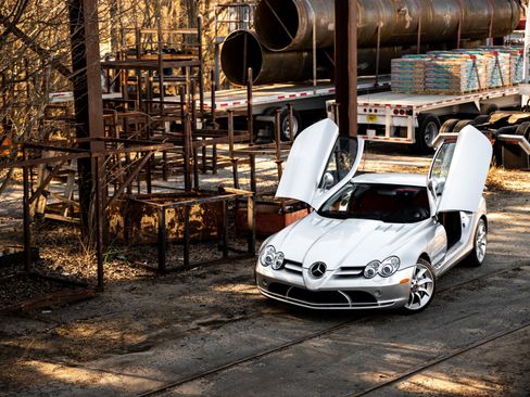 Used 2006 Mercedes-Benz SLR image 9