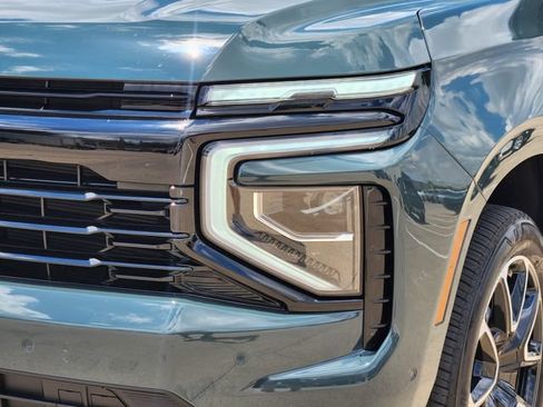 Used 2026 Chevrolet Suburban RST w/ Comfort Package RWD image 16