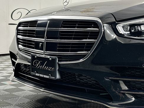 Used 2023 Mercedes-Benz S 500 4MATIC w/ AMG Line image 33
