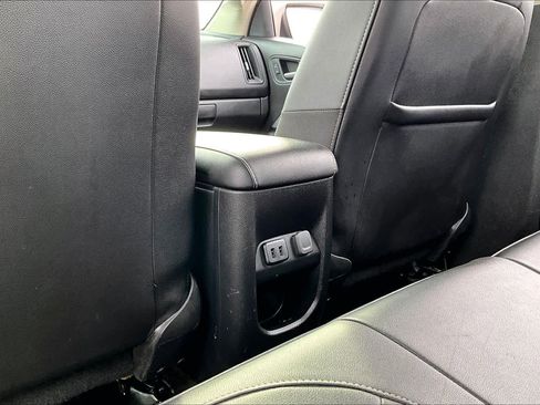 Used 2018 Chevrolet Colorado ZR2 image 33