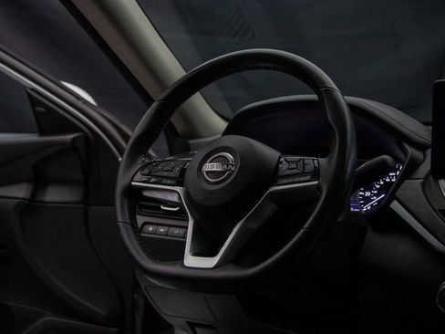 Used 2025 Nissan Altima 2.5 S image 13