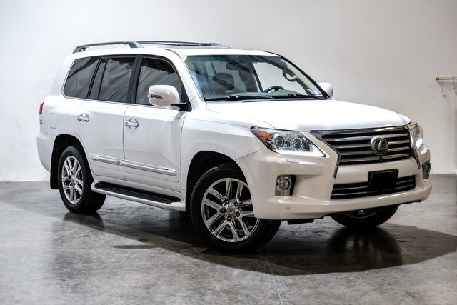 Used 2014 Lexus LX 570 4WD image 8