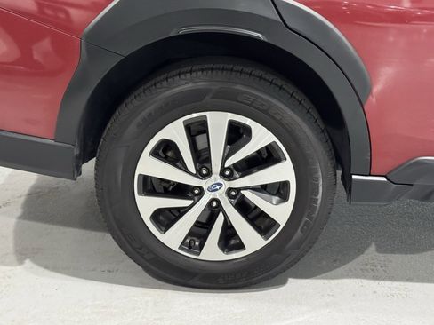Used 2023 Subaru Outback Premium image 18
