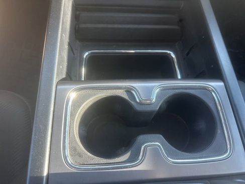 Used 2015 GMC Sierra 2500 SLT w/ All-Terrain HD Package image 22