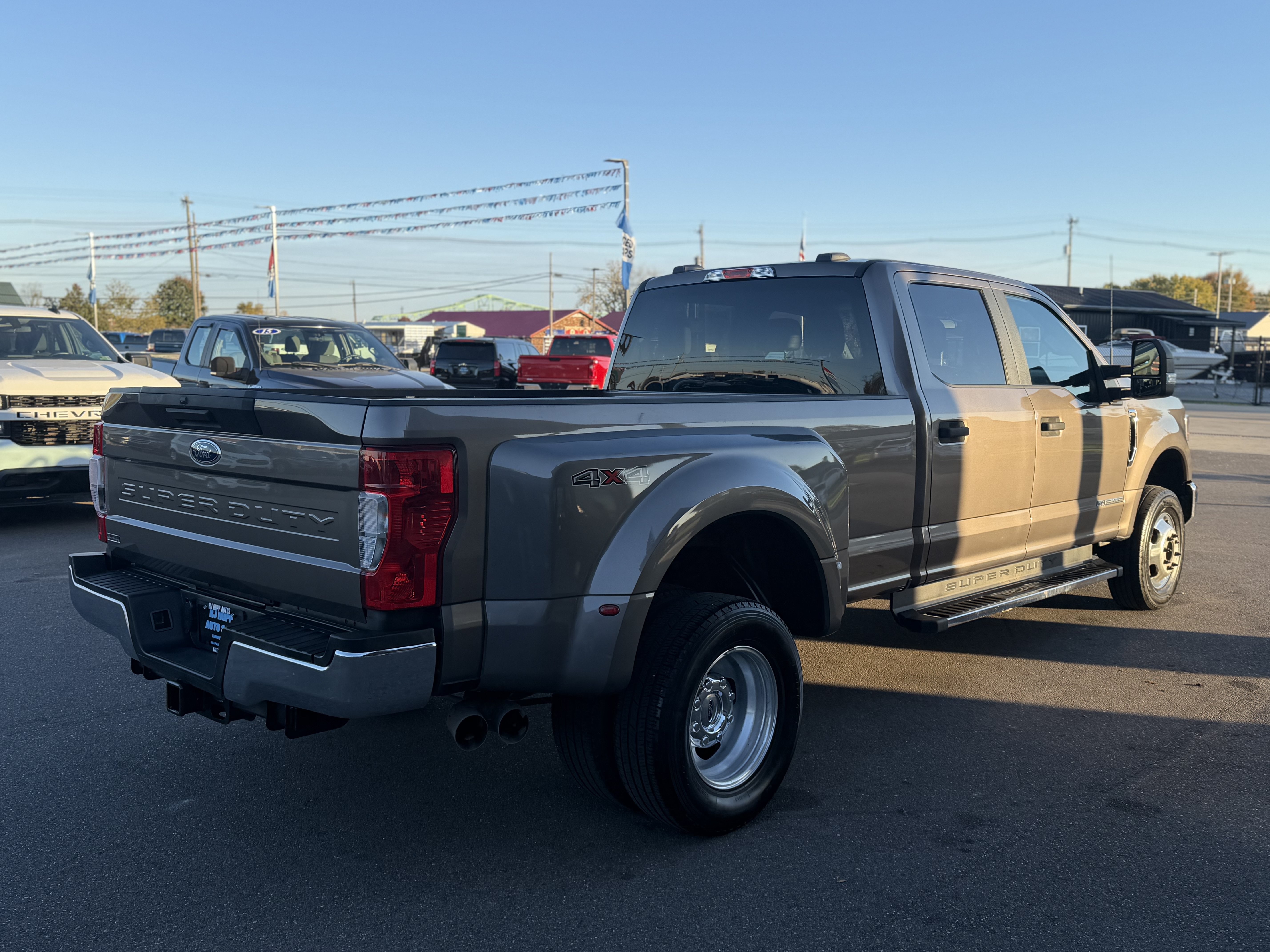 Used 2022 Ford F350 XL w/ STX Appearance Package AWD/4WD image 4