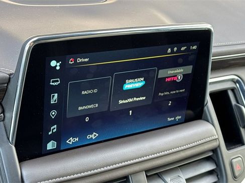 Used 2024 Chevrolet Suburban LT image 27