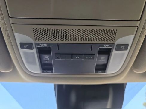 Used 2019 Acura MDX FWD image 36