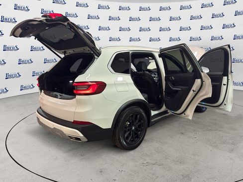 Used 2019 BMW X5 xDrive40i w/ Convenience Package AWD/4WD image 12
