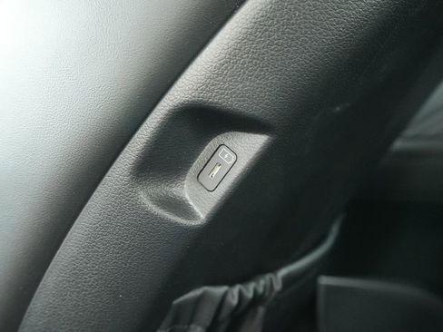 Used 2025 Hyundai Palisade Calligraphy image 24