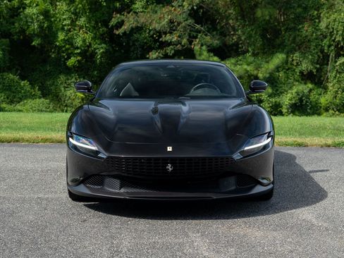 Certified 2022 Ferrari Roma image 5