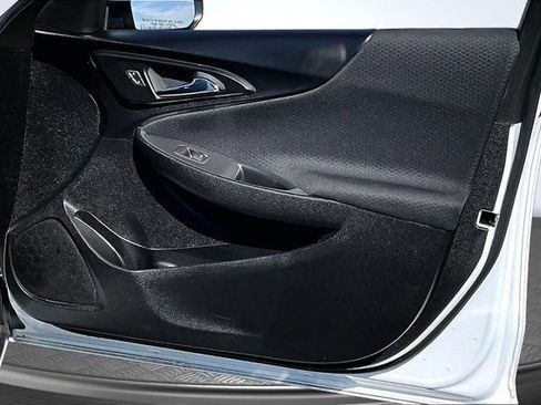 Used 2024 Chevrolet Malibu LT image 26