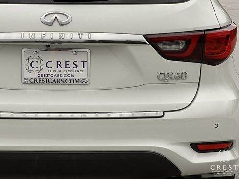 Used 2020 INFINITI QX60 Luxe w/ Essential Package FWD image 5