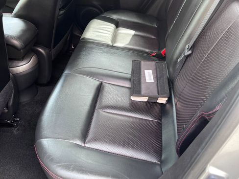 Used 2011 Nissan Juke SL w/ Chrome Pkg FWD image 12