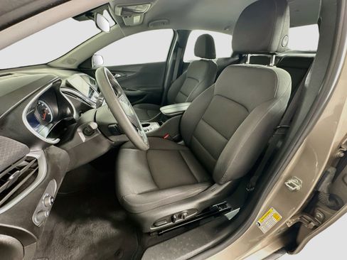 Used 2023 Chevrolet Malibu LT FWD image 13