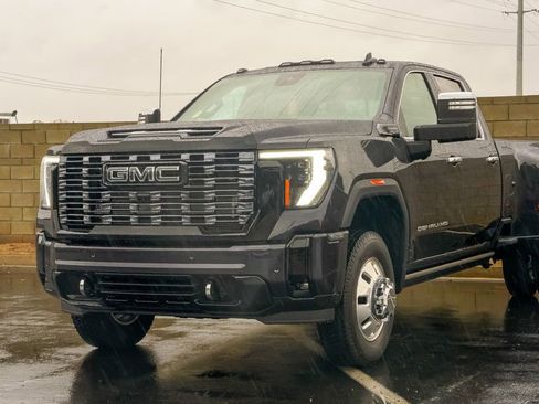 New 2026 GMC Sierra 3500 Denali Ultimate image 2